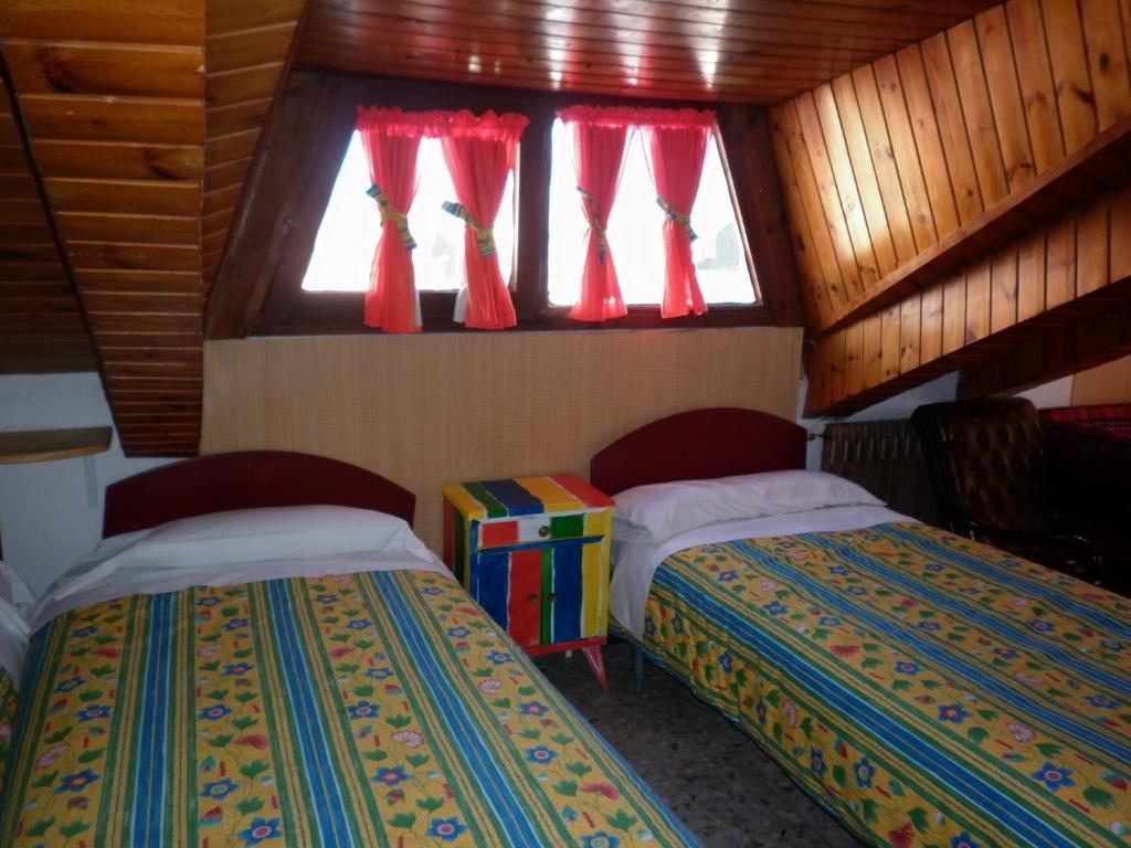 Fonda Cerdanya Hotel Puigcerdà Esterno foto